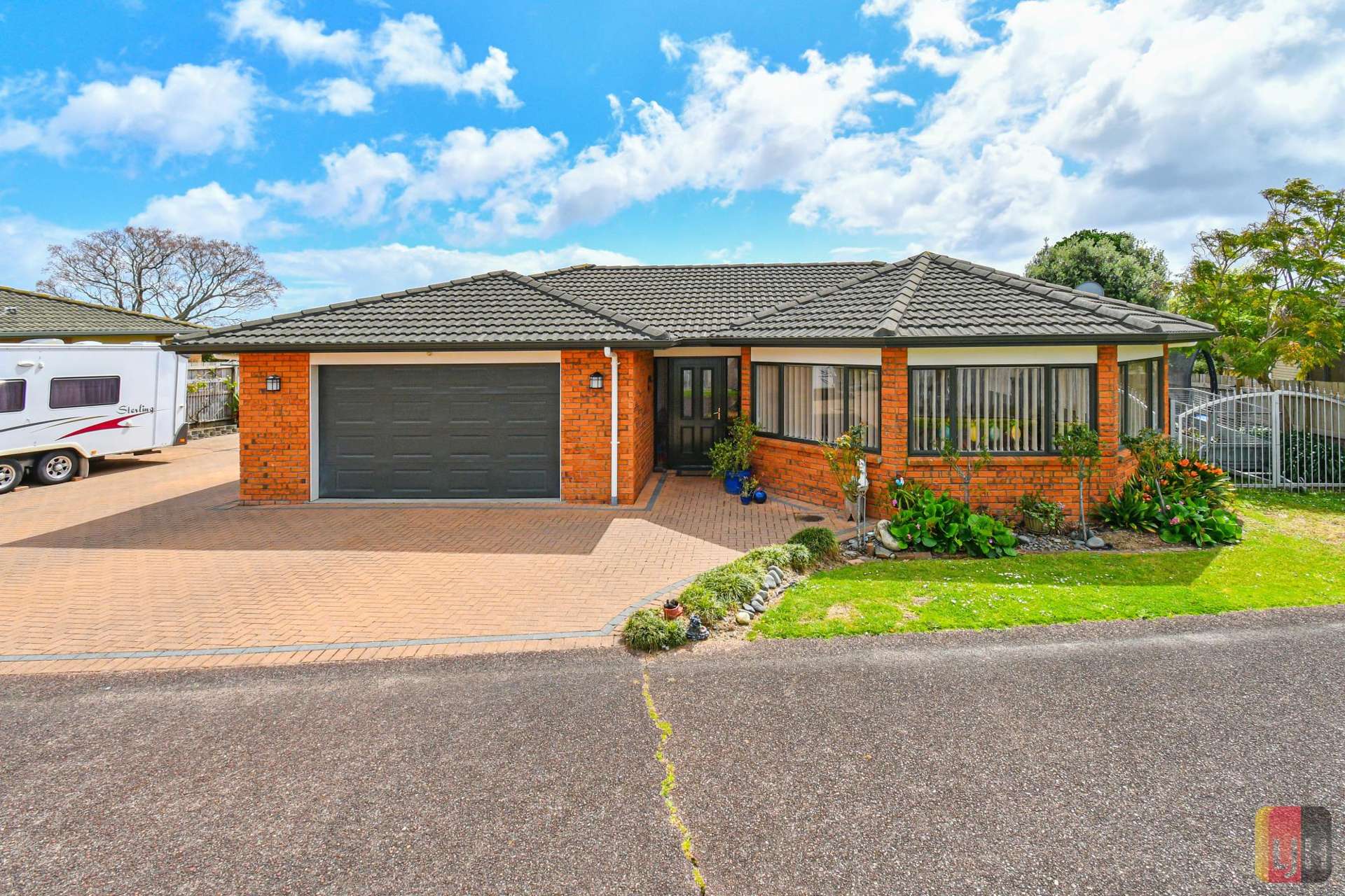 17 Castlehill Court Wattle Downs_0