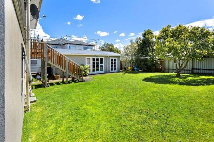 9 Stokes Avenue Te Atatu Peninsula_11