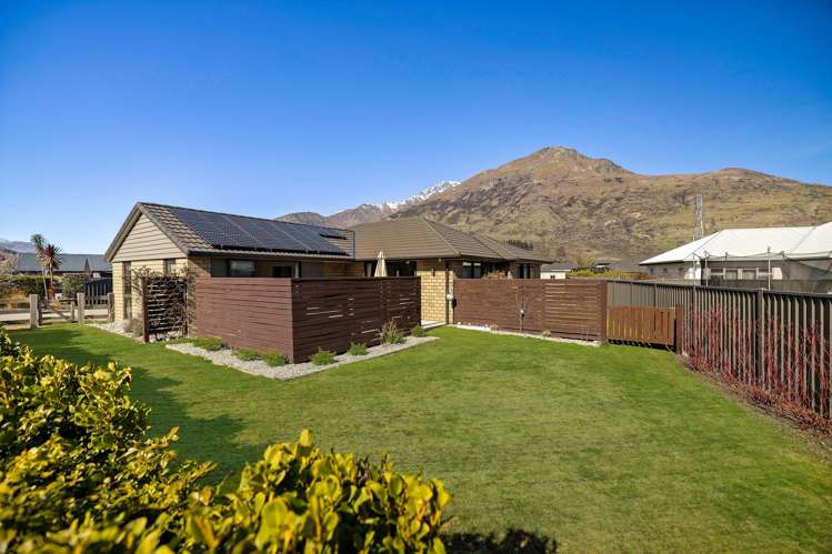 4 Banbury Terrace Lower Shotover_24