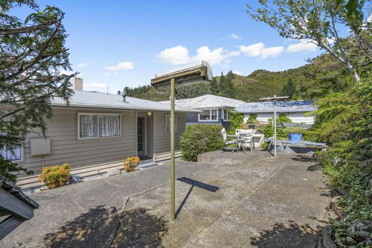 34 Enfield Street Wainuiomata_18