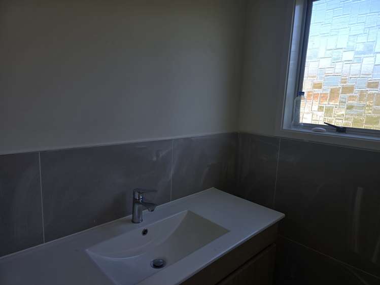 16 Glooming Place Conifer Grove Takanini_15
