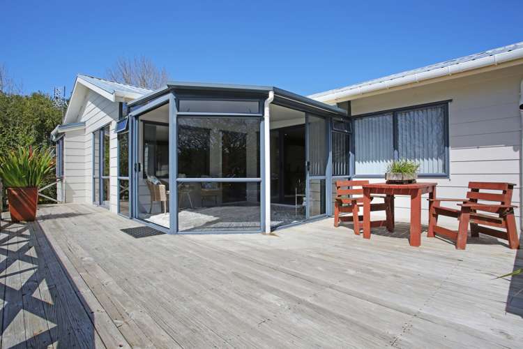 87 Pukeoware Road Waiuku_34