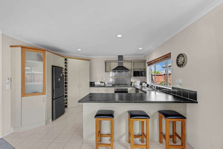 33 Malahide Drive Flat Bush_7