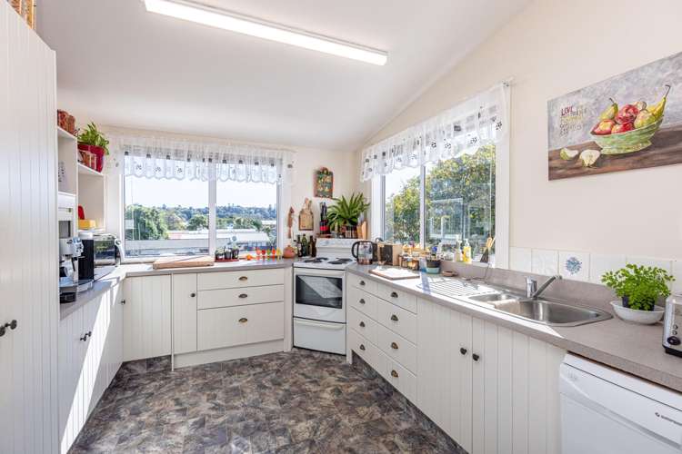 2 Plymouth Street Whanganui Central_2