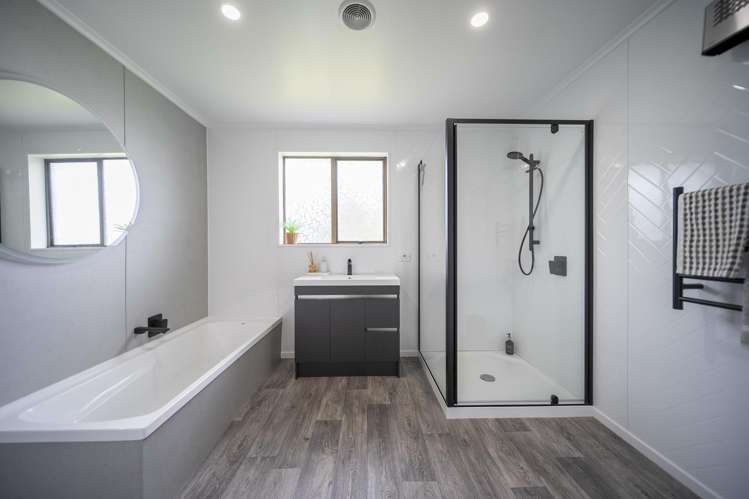 1A Tom Plato Drive Te Anau_12