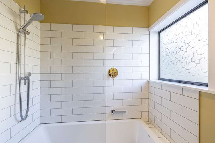 1/53 Parklands Drive Huntsbury_23