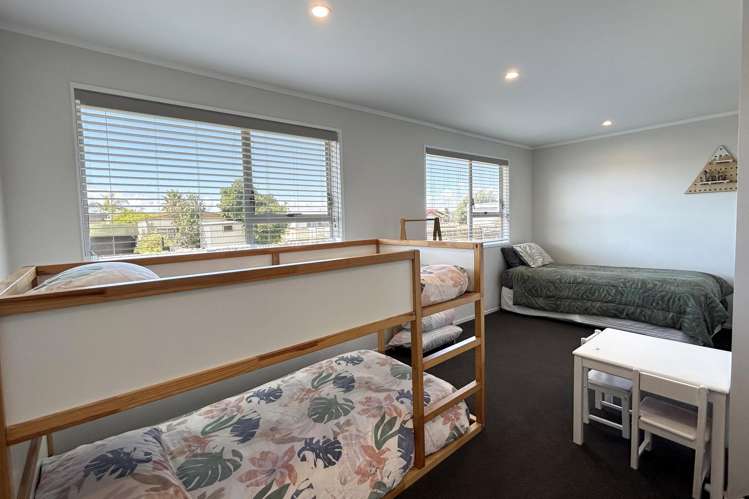 9 Puriri Avenue Kaiaua_6