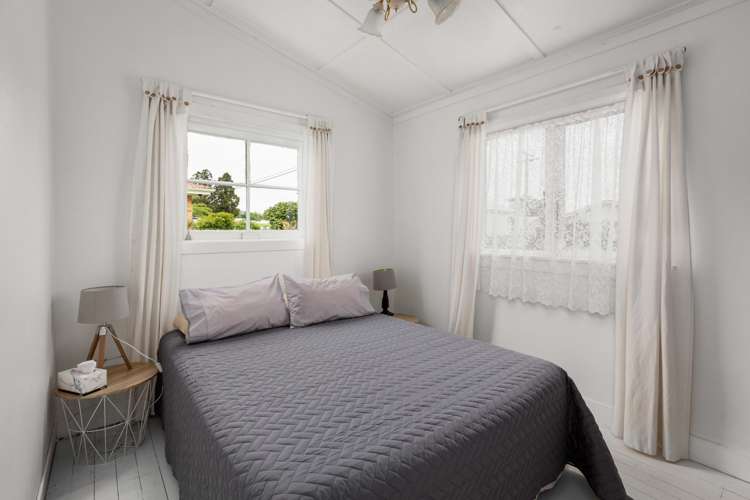 9 George Street Paeroa_5