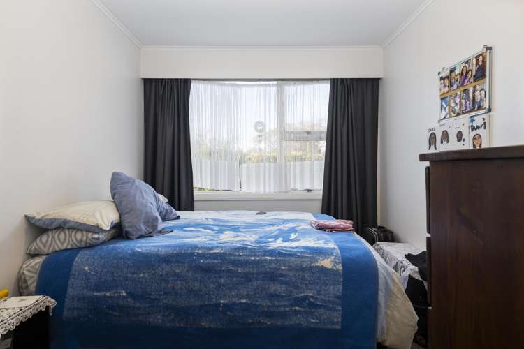 15b Newbourne Crescent Redwoodtown_24