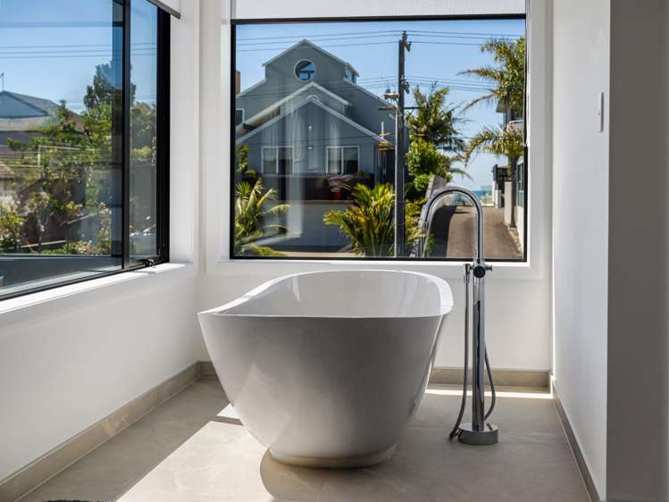 214 Oceanbeach Road Mt Maunganui_26