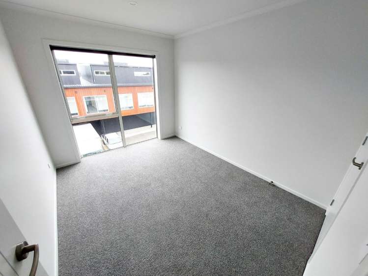 107/124 Commerce Street 1067_11