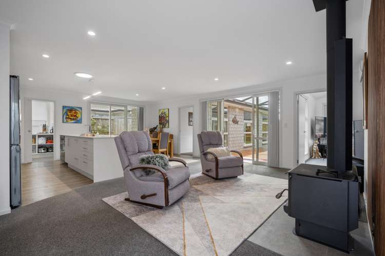 124 Puhirake Crescent Pyes Pa_9