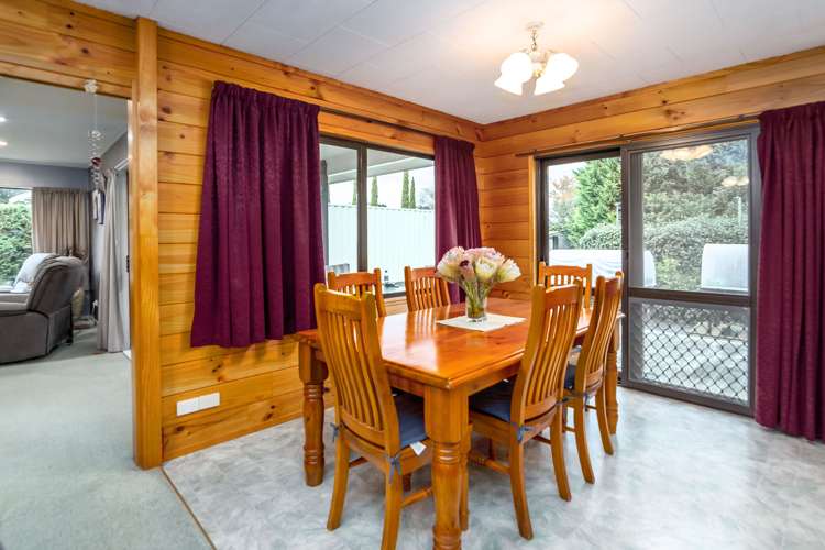 74 Charles Street Carterton_20