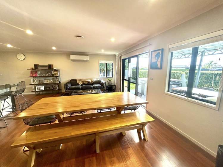 25 Squire Drive Awatoto_5