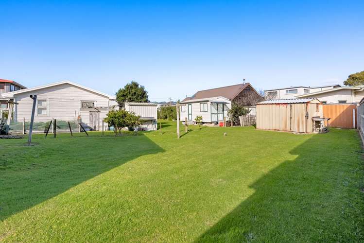 121 Beverley Terrace Whangamata_30