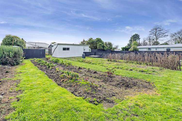 83 Gordon Street Southbridge_24