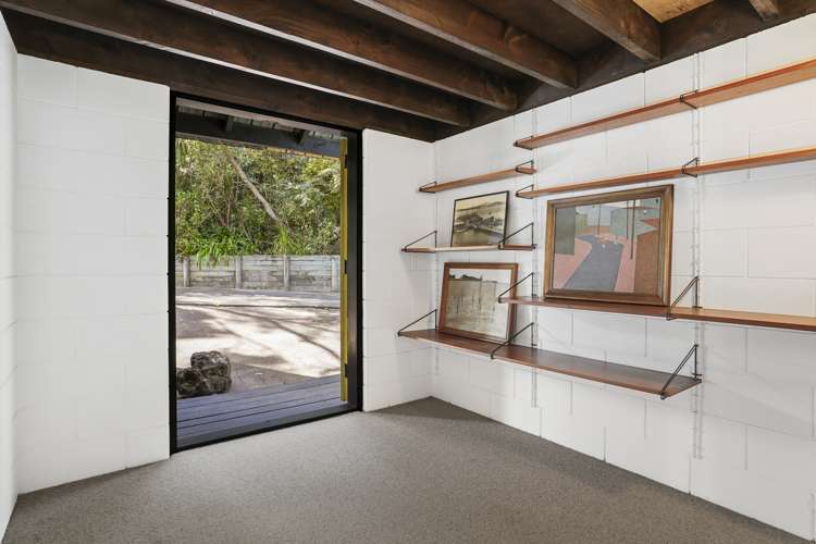 2/11 Amelia Place Beach Haven_13