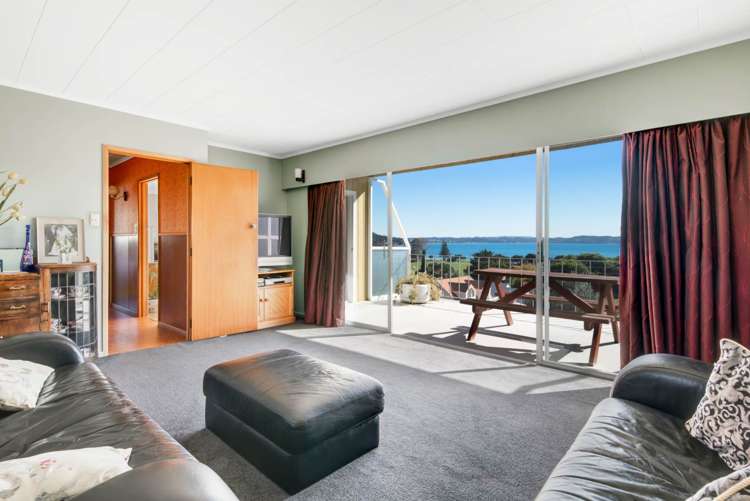 14 Kathy Terrace Stanmore Bay_9