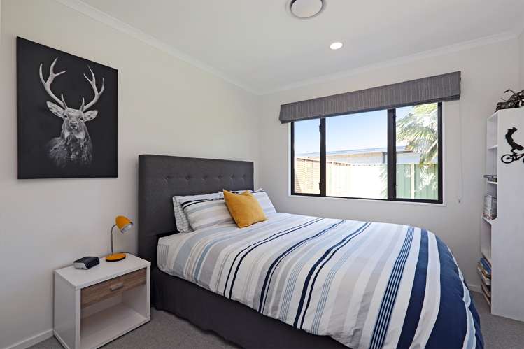 15 Chelsea Drive Taradale_12