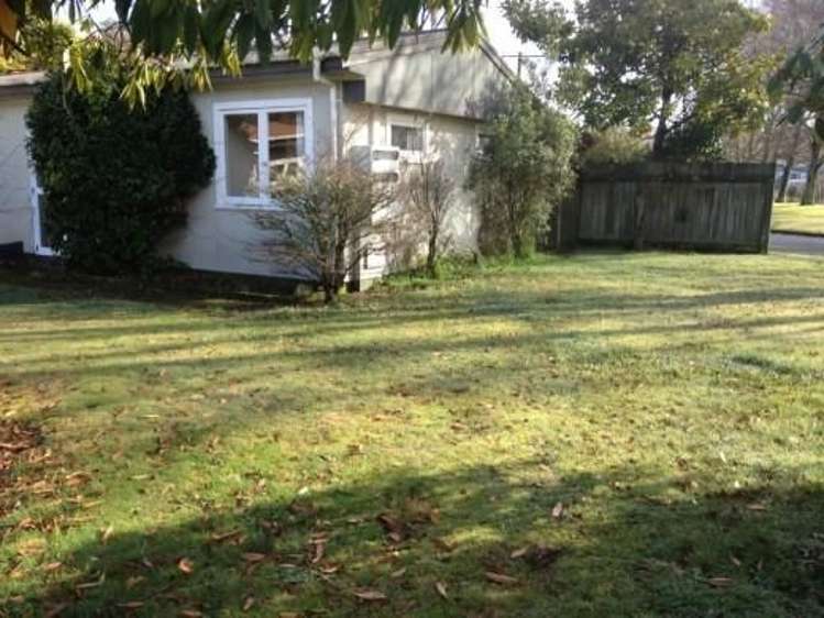 1/1 Riverbank Road Taupo_9