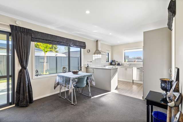 15 Peter Way Place Glenview_3