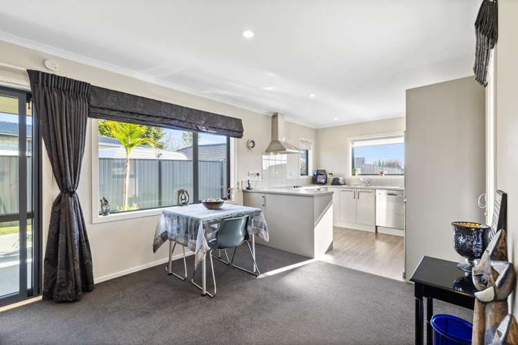 15 Peter Way Place Glenview_2