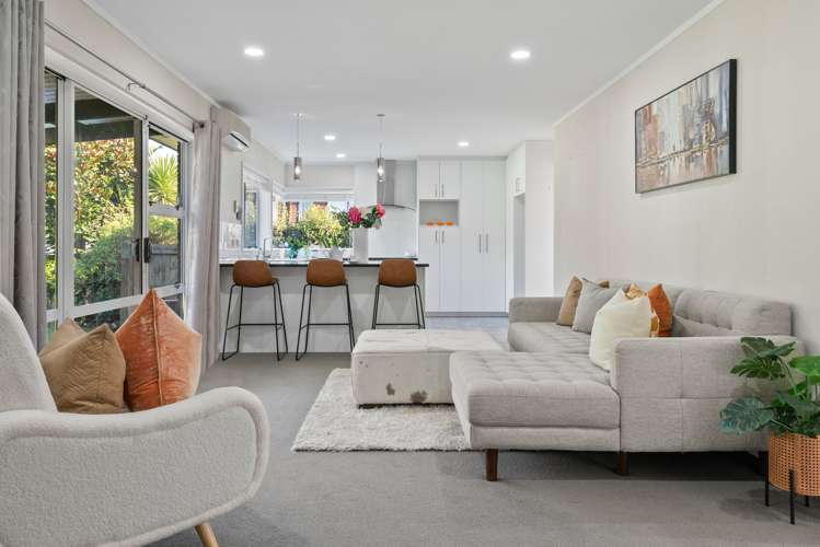 13 Kuripaka Crescent The Gardens_5