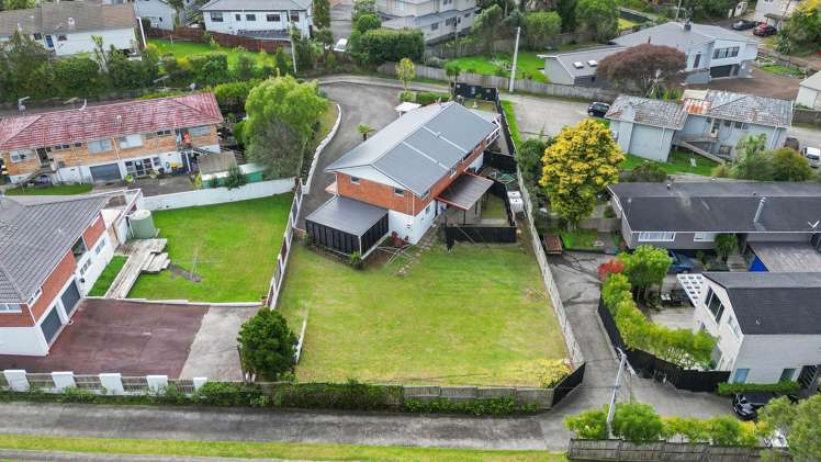 19 Merchant Avenue Te Atatu South_34