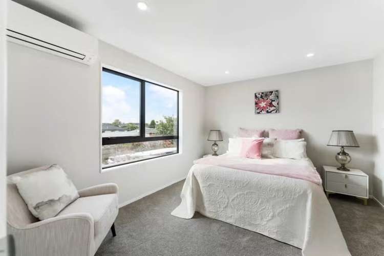 2/4 Tawa Crescent 10686_11