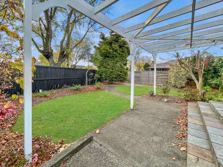 16 Manapouri Crescent 2138_16