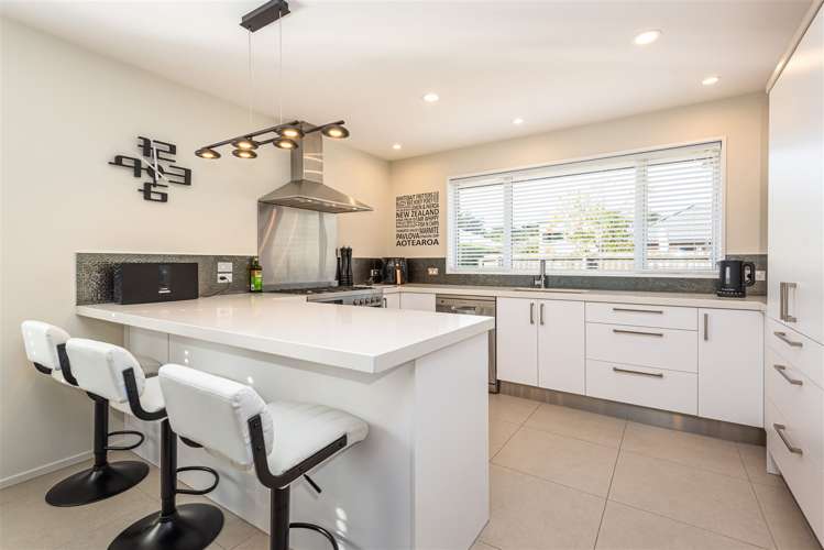 7 Len Hale Place Parklands_5