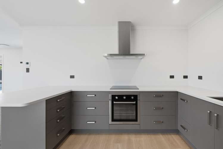 13 Gilbert Street_5