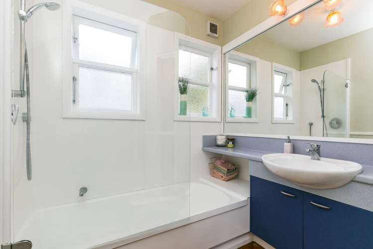 146 Owhiro Bay Parade Owhiro Bay_8