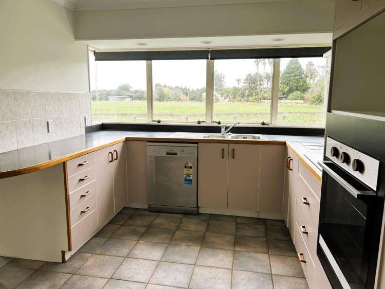 36 Loop Road 2810_7