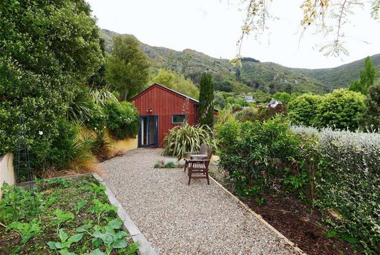 7 The Terrace Governors Bay_12