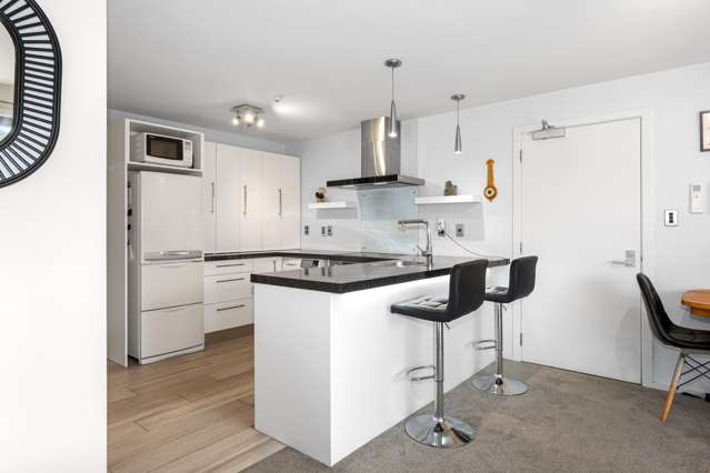 9/16 Hutcheson Street Sydenham_3