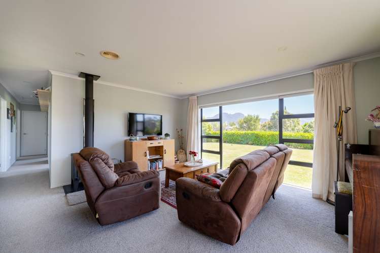 9 Ruataniwha Drive Collingwood_16