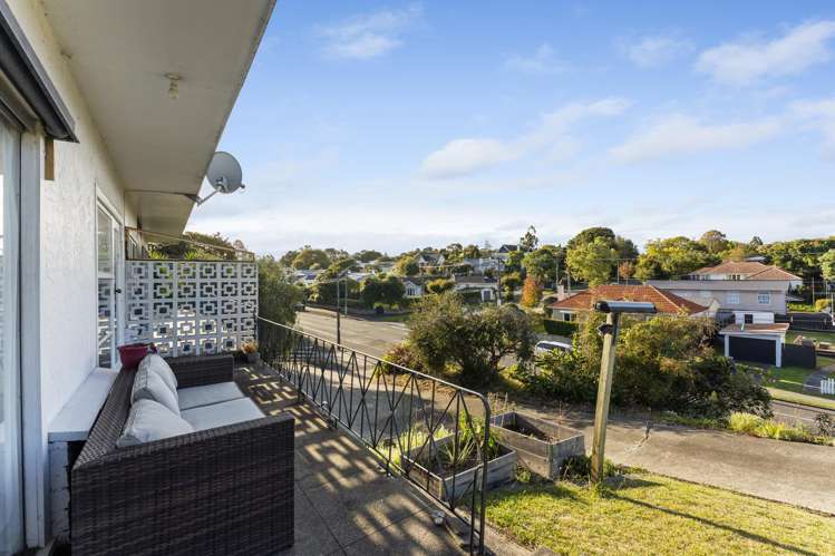 73a Great North Road Saint Johns Hill_16