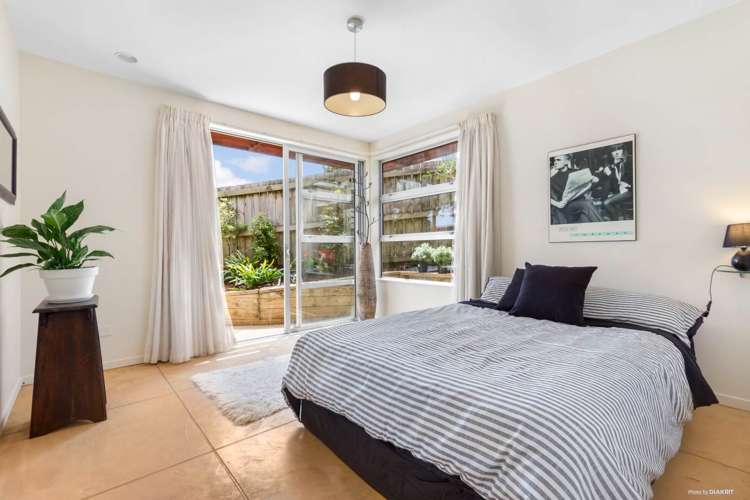 34 Abbotleigh Avenue Te Atatu Peninsula_13