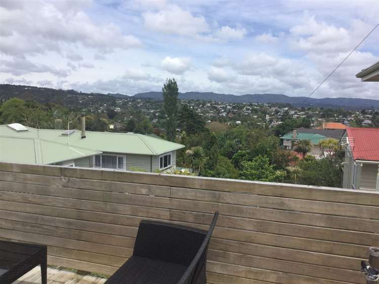 6 Routley Drive Glen Eden_11