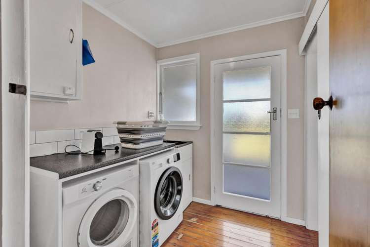 13 Hunter Street Hawera_14