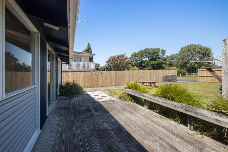 40 Athenree Road Athenree_12