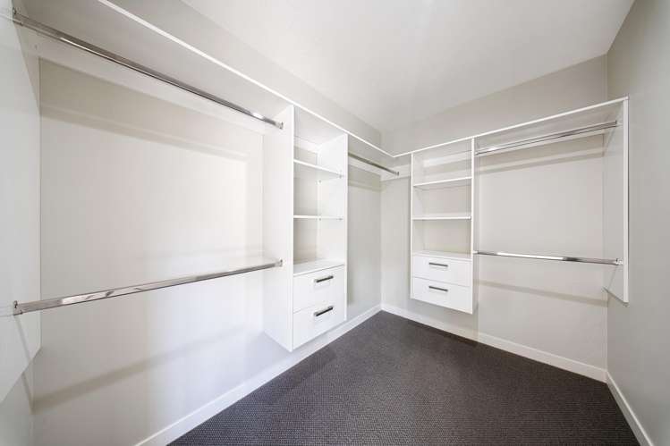 18 Bintulu Place Fairview Heights_15