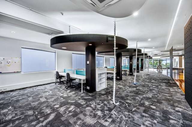Lvl1/Front/87 Hurstmere Road Takapuna_3