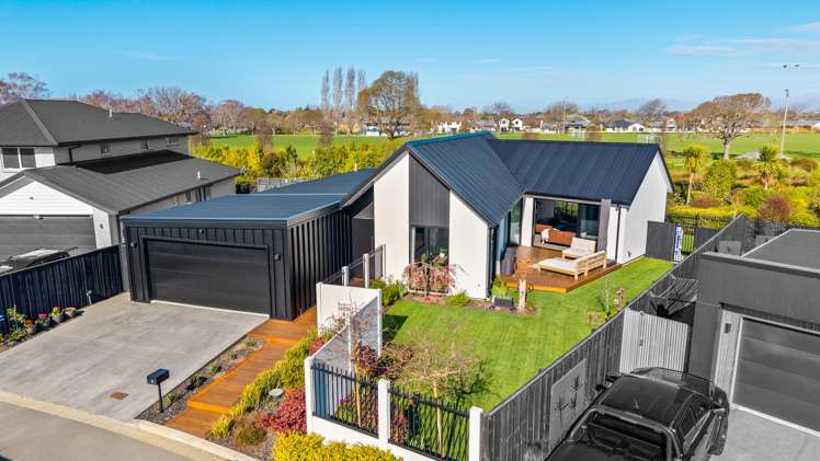 6 Seville Lane Casebrook_22