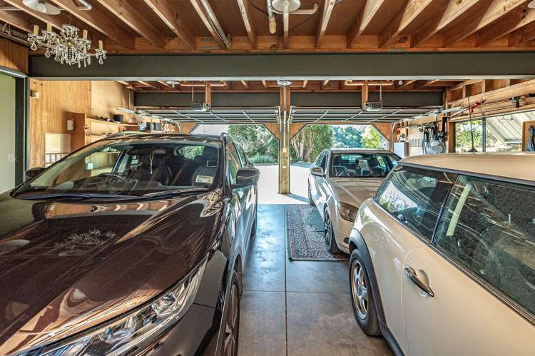 22 Shakespeare Road Bastia Hill_31