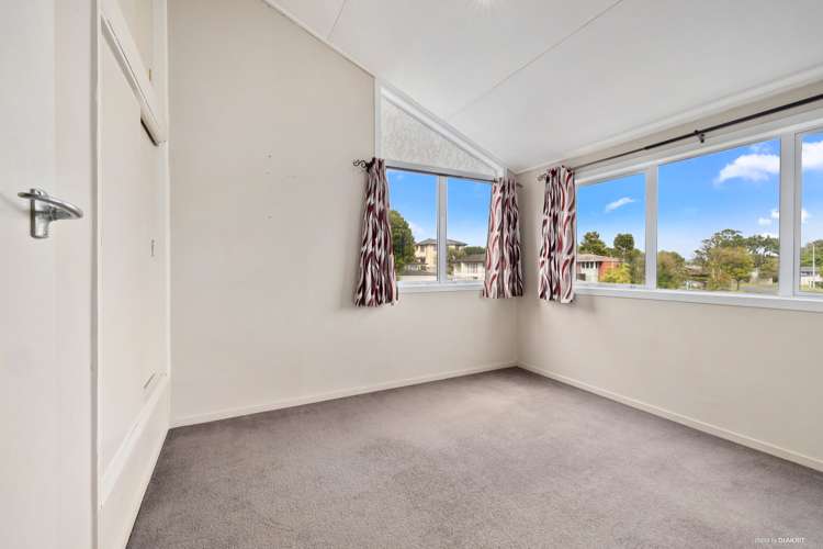 1 Elm Street Waiuku_5