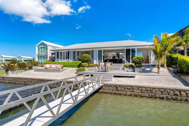 Vendors Closing Pauanui Waterways Chapter!