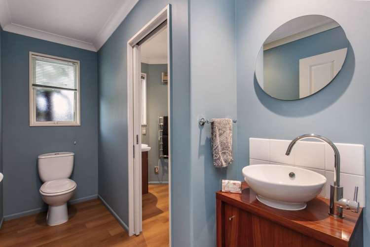 4 Springvale Gardens Harewood_14