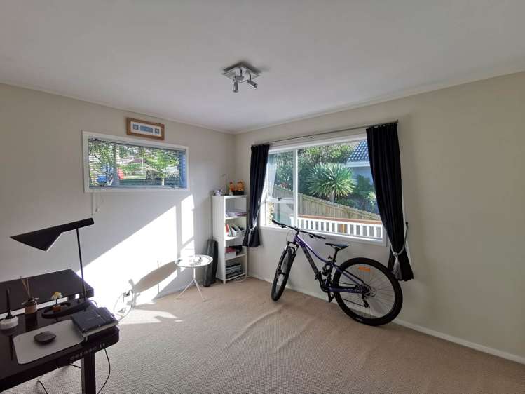 6 Elmira Place Browns Bay_6